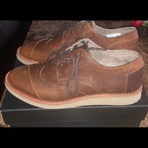 Toms size 8 men